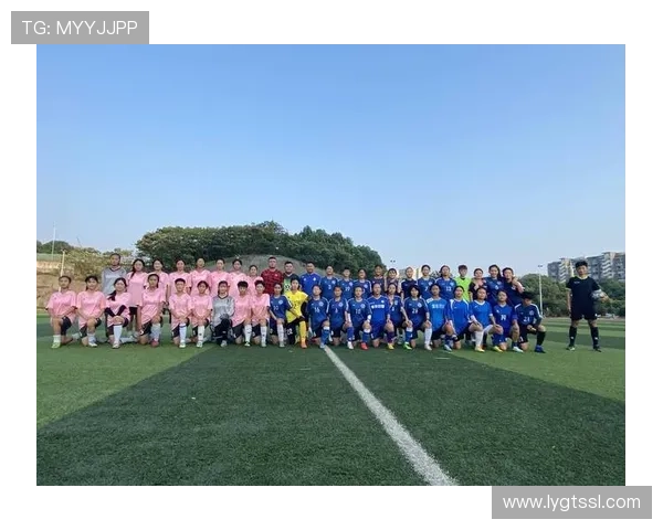 杭州足球队荣登足球灵活性排行榜第十名展现出色竞技水平与团队协作能力